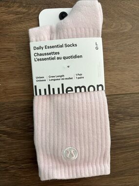 lululemon athletica Light Pink Daily Essential Crew Socks NWT